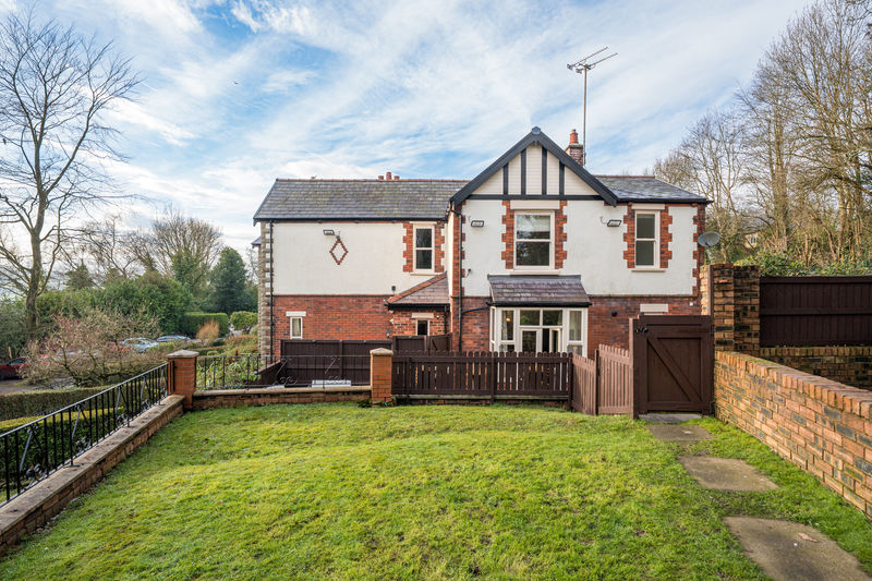 Ashfield Terrace Appley Bridge